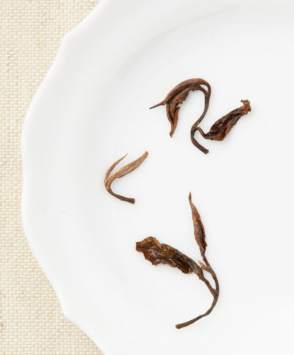 oriental beauty tea leaves after steeping